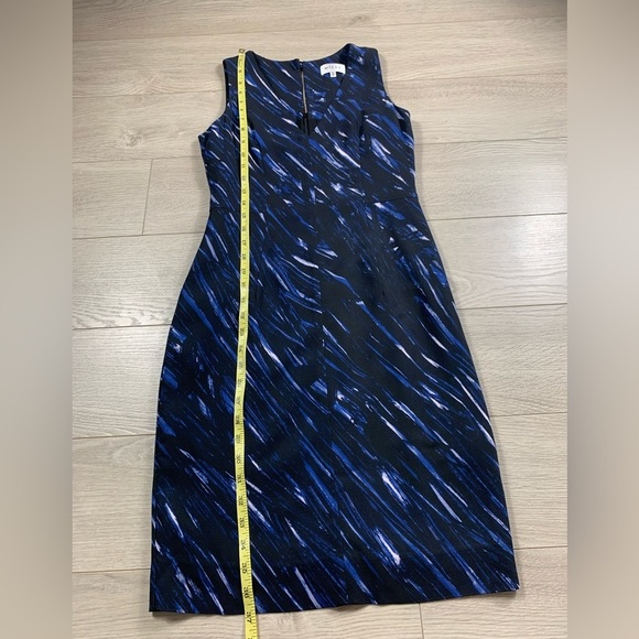 MILLY Blue Brushstroke Print V-Neck Sheath Work Career Office Midi Dress - Picture 14 of 15